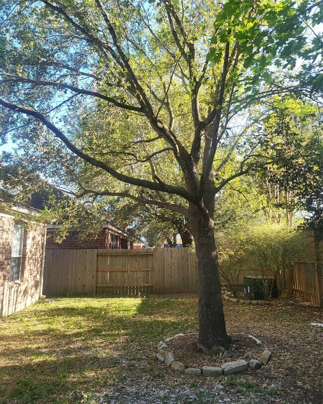 Building Photo - 606 Admiral Bay Ln