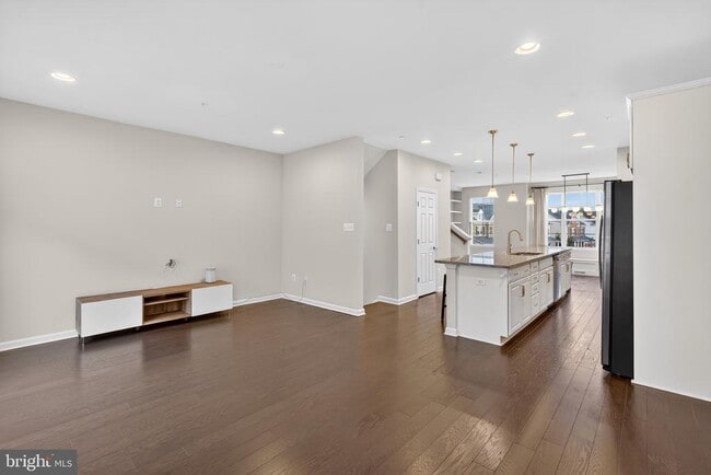 Building Photo - 7503 Grey Rock Ln