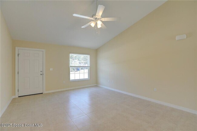Building Photo - 8876 98th Ct