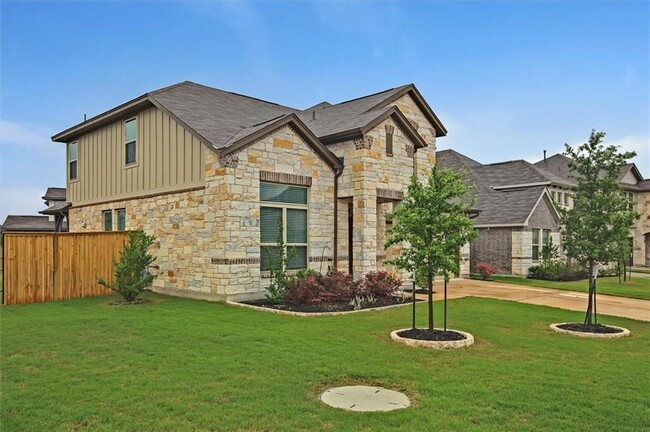 Building Photo - 112 Jude Cir