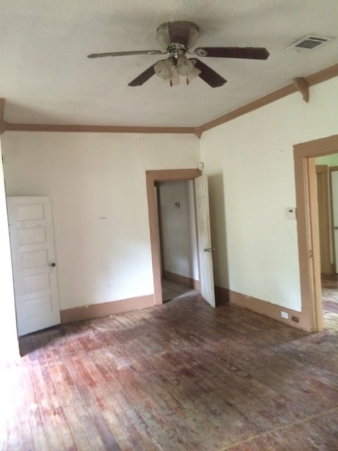 Building Photo - SPECIAL!!!