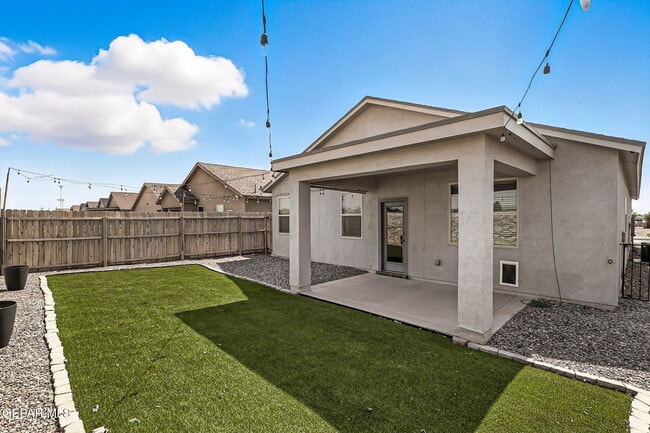 Building Photo - 3964 Desert Nomad Dr
