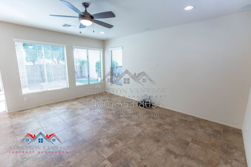Building Photo - 4467 E Remington Dr