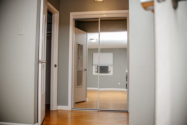 Building Photo - 1449 Jill Dr