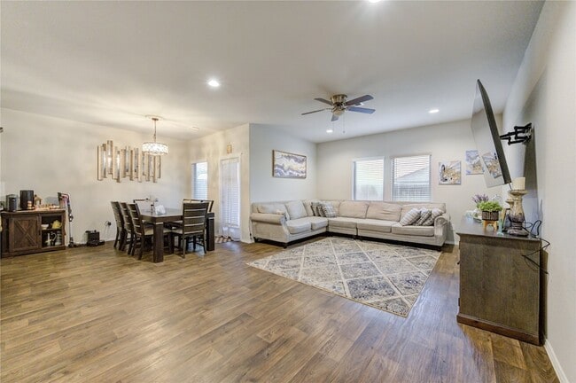 Building Photo - 1615 Goose Island Ln