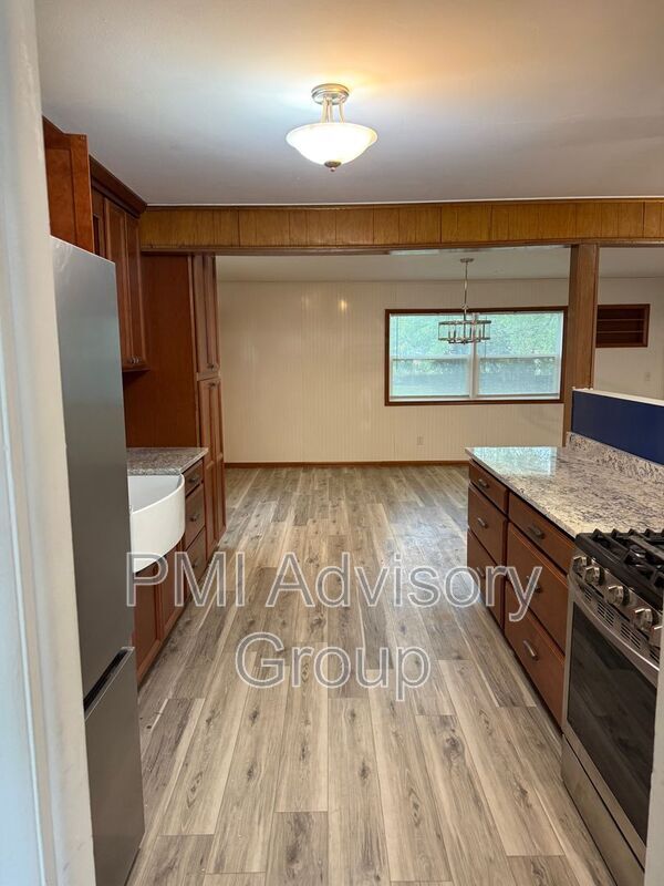 Building Photo - 1219 SW 31st Terrace