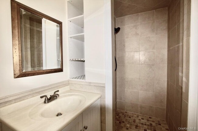 Building Photo - 1777 US-6