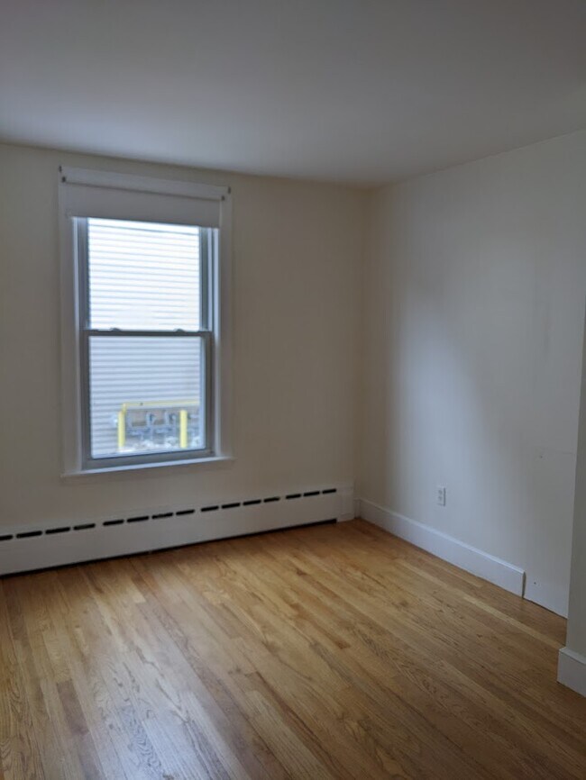 387 bridgton rd 387 bridgton rd Westbrook ME 04092 Apartment Finder