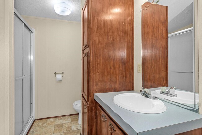 Building Photo - 11261 Rose Rd