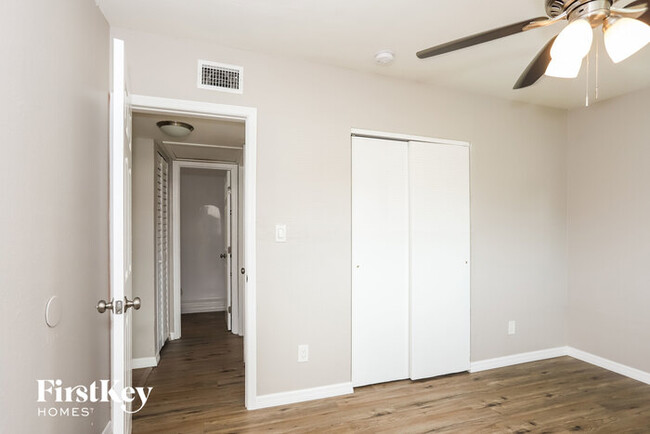 Building Photo - 10759 109th Way