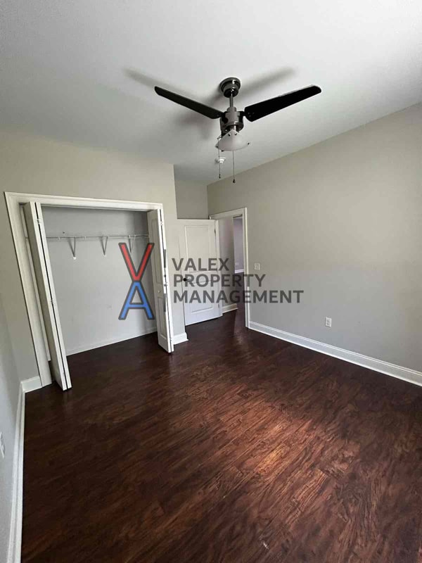 Building Photo - 970 Ridge Ave