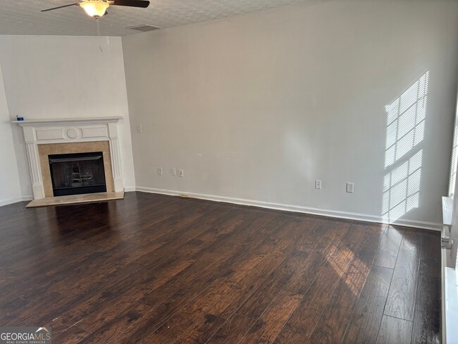 Building Photo - 3859 Shenfield Dr