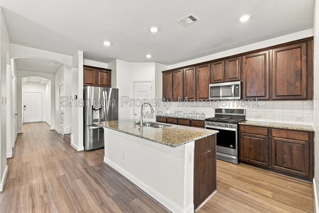 Building Photo - 24250 Prairie Glen Ln