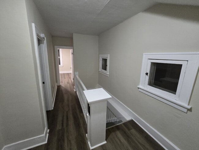 Building Photo - 7707 Vermont Ave