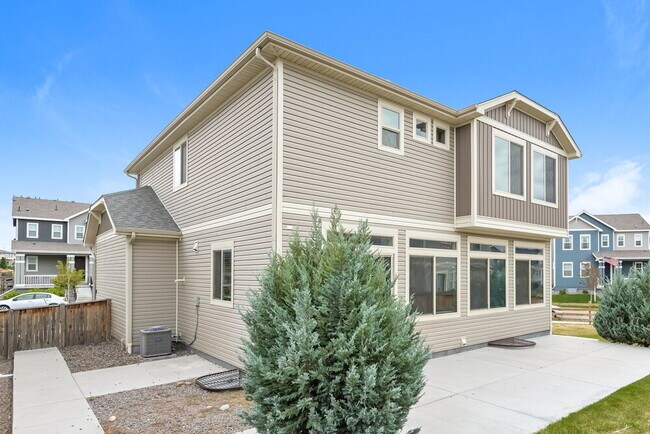 Building Photo - 17931 E 106th Pl