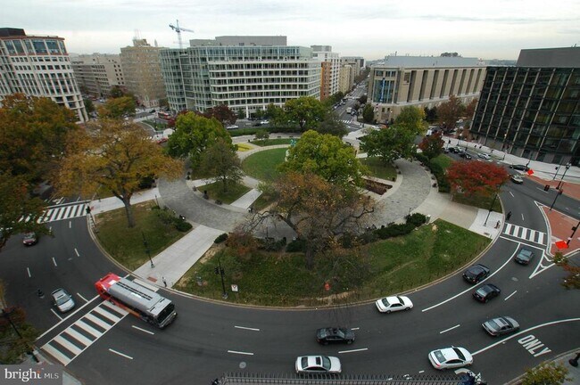 Building Photo - 1140 23rd St NW