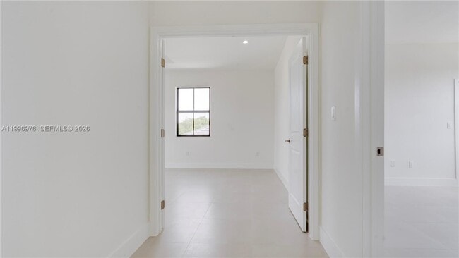 Building Photo - 20930 SW 96th Ct