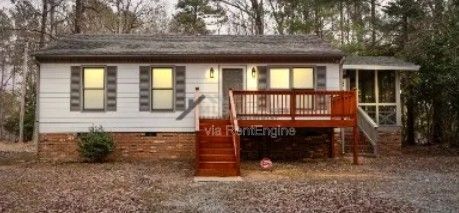 Building Photo - 5802 Lillie Dr