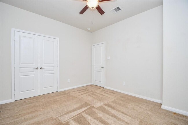 Building Photo - 30217 Live Oak Way