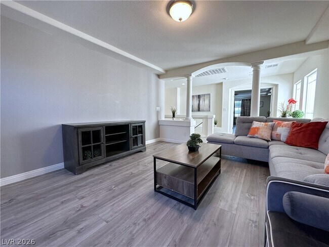 Building Photo - 8573 Silver Coast St