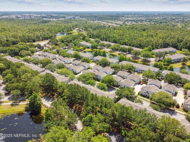 Building Photo - 5831 Parkstone Crossing Dr