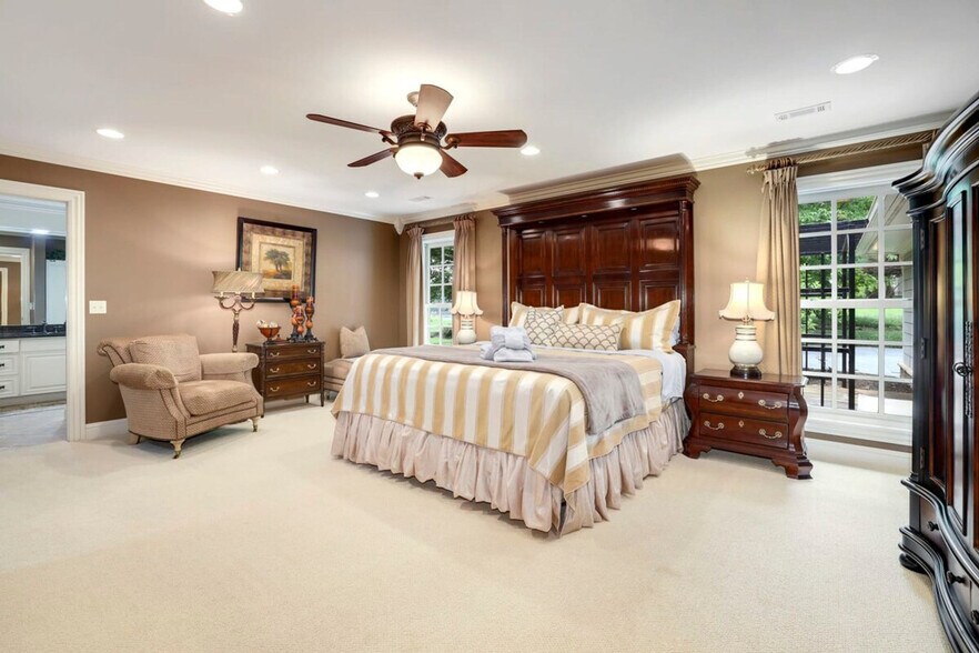 Building Photo - 18436 Ponderosa Dr