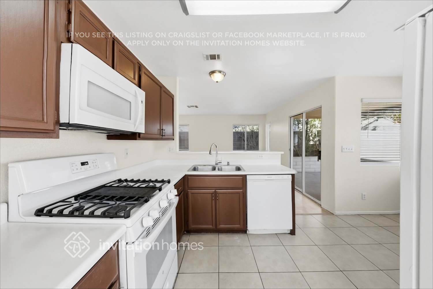 Building Photo - 6704 Painted Canyon Ct