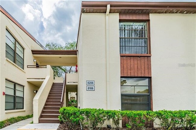 Building Photo - 13608 S Village Dr