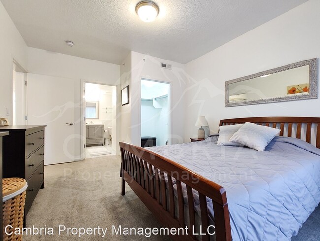 Building Photo - 2 br, 2 bath House - 4340 S Highland Drive...