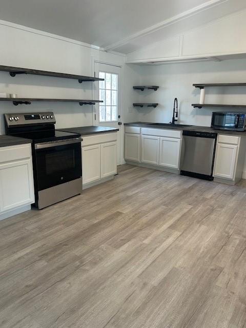 Building Photo - 6 Oxford Ln