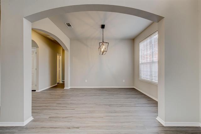 Building Photo - 2723 Excalibur Dr
