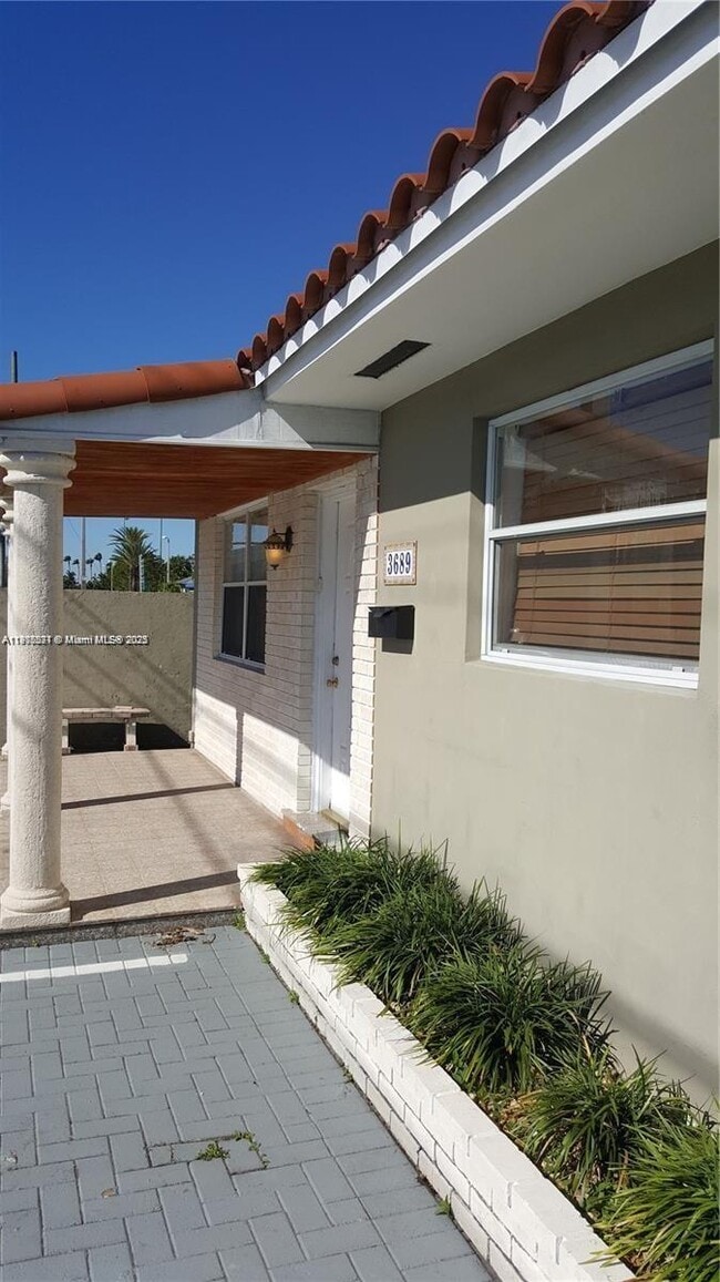 Building Photo - 3689 NW 14th St