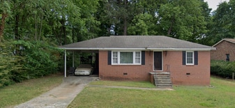 Building Photo - 1540 Rosewood Cir SE