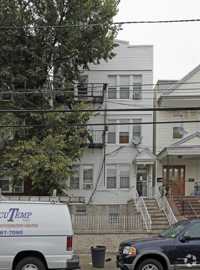 166 Seaview Ave 166 Seaview Ave Jersey City NJ 07305 Apartment Finder