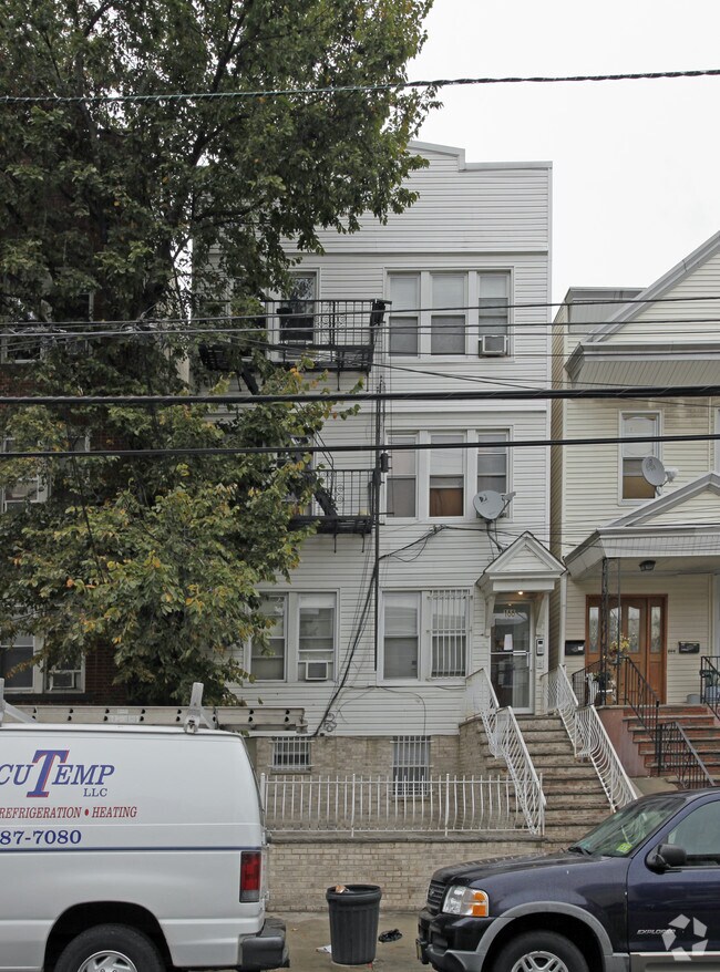 166 Seaview Ave 166 Seaview Ave Jersey City NJ 07305 Apartment Finder