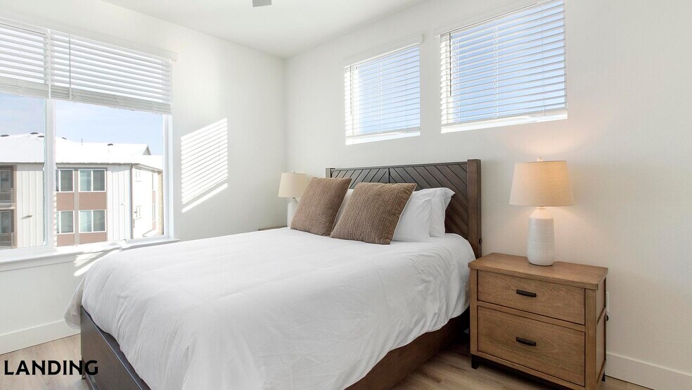 Building Photo - 10670 Jake Jabs Blvd