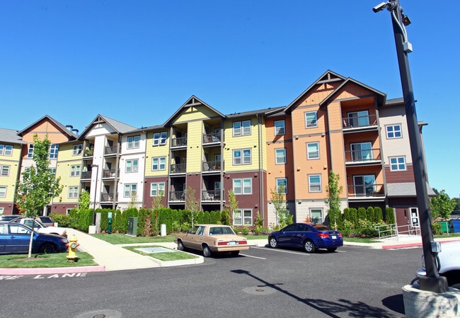 Building Photo - The Summit at Bay Vista
