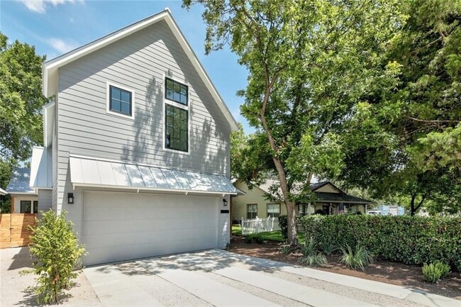 Primary Photo - 402 Powell Cir