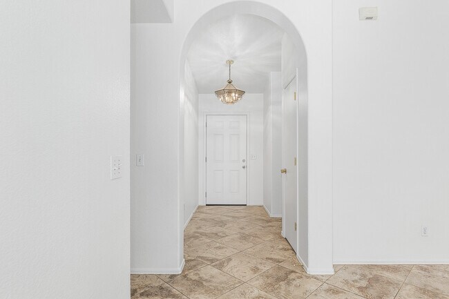 Building Photo - 9249 E Desert Cove Cir