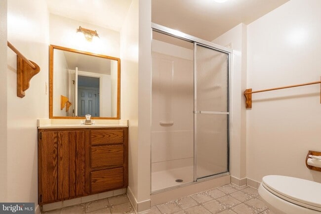 Building Photo - 8332 Hilltop Ave