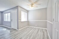 Building Photo - 4280 Tara Ave