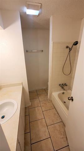 Building Photo - 3427 Republic Dr
