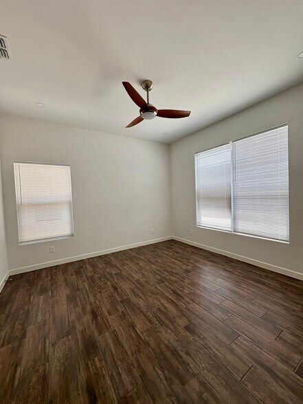 Building Photo - 2610 Fern Ave
