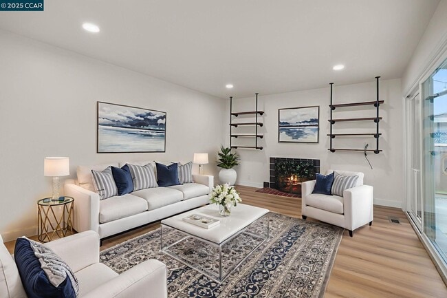 Building Photo - 3934 Bellwood Dr