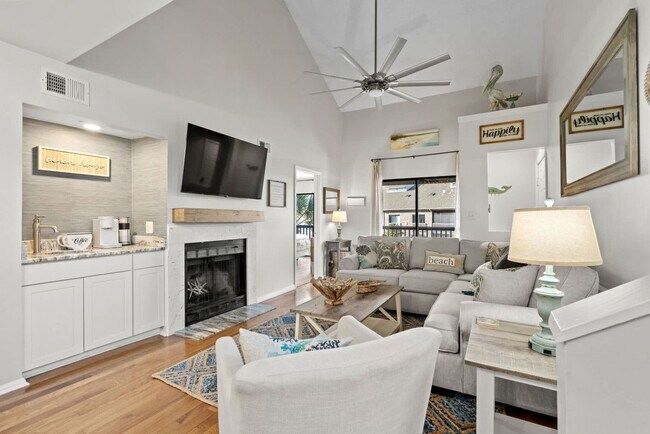 Building Photo - 1356 Glenns Bay Rd