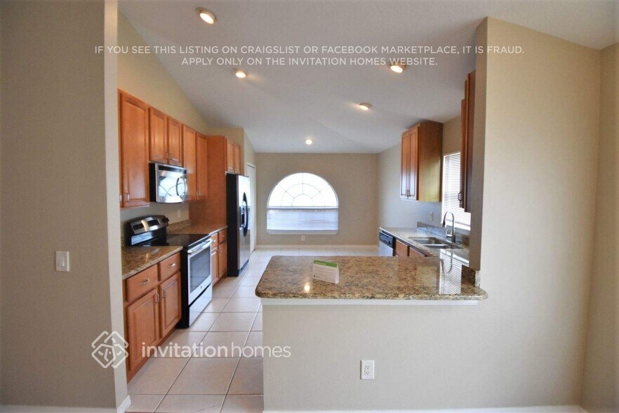 Building Photo - 3211 Shady Lily Ln