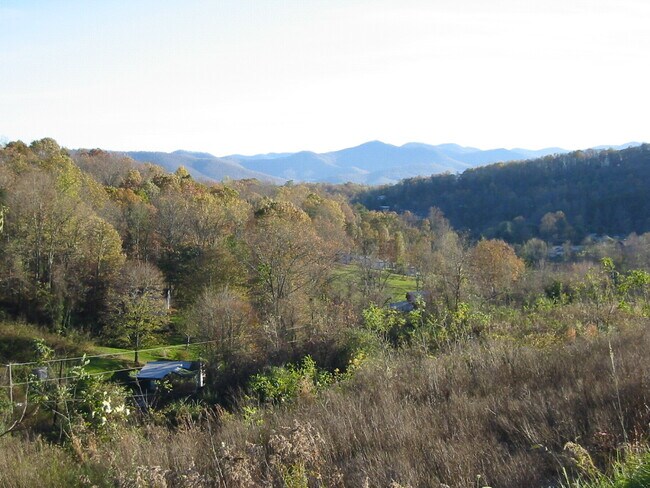 Building Photo - 54 Windy Hill Rd