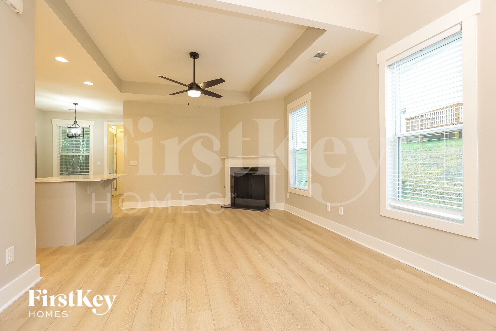 Building Photo - 2045 Hamilton Hill Dr