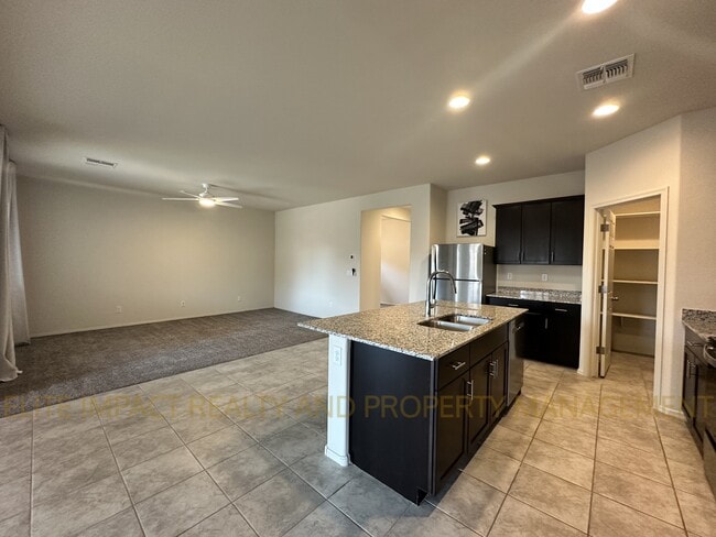 Building Photo - 6612 E Via De Los Compas