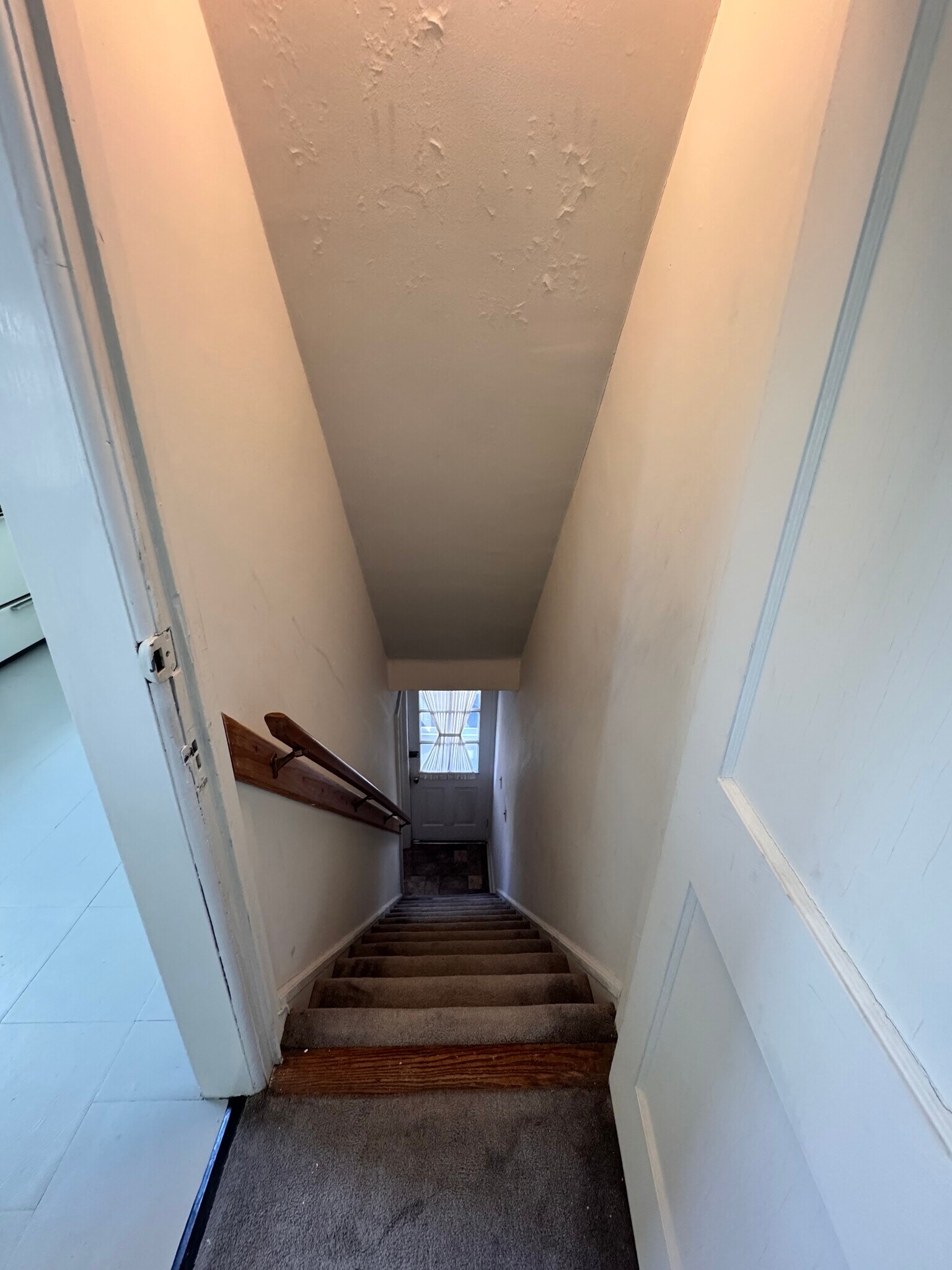 Building Photo - 127 Bentley Ave